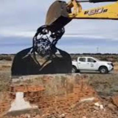 Esteban Bayer: "No atacaron a Don Osvaldo, atacaron a la memoria del pueblo patagónico"