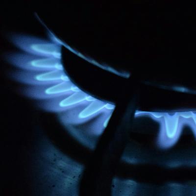 Gas Stove: 8-Hour Ambient Hum for Relaxation and Comfort