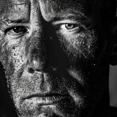 8 TRUE CREEPY STALKER HORROR STORIES