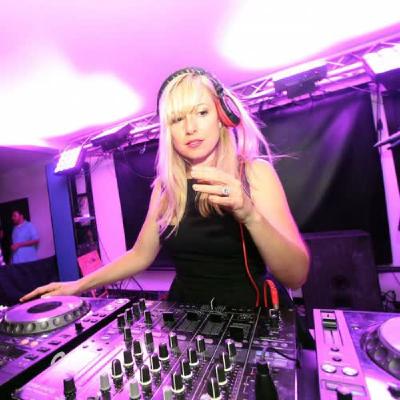 Sam Petersen vs Trivia Night