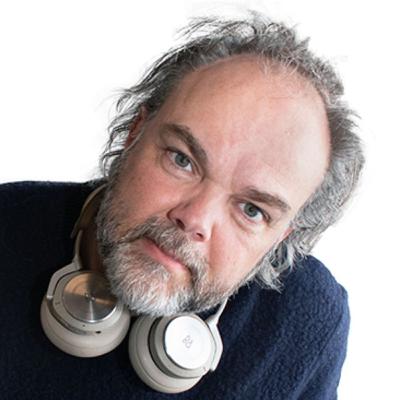 Dream Big, Build Small: Creating AI-Powered Gin and Transforming Organizations with Maarten Mantje