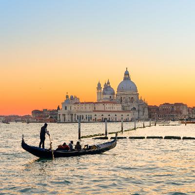 Wandering Through Venice: A Guided Sleep Story Wandering Through Venice: A Guided Sleep Story