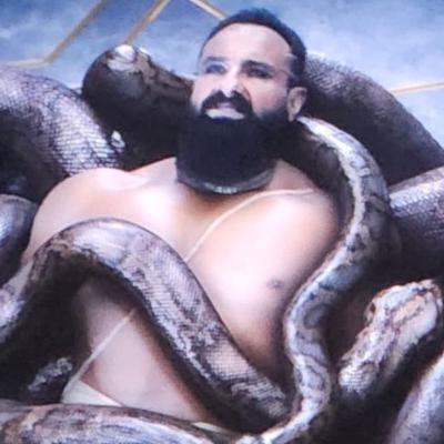 A Lazy review of a lazy film ADIPURUSH Prabhas, Saif Ali khan, Kriti sanon, and other unknown actors