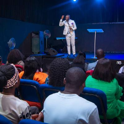 HOW TO SOAK YOUR GOALS WITH FAVOR