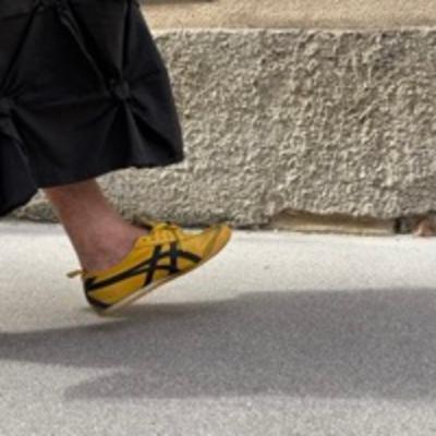 Andrea Maria Dusl - über Kreativität, Kapitalismus & mit historischen Schmankerln