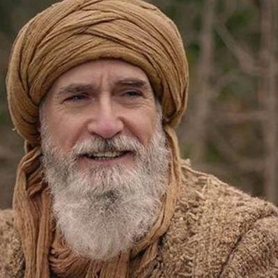 Beshak quraan har raaz se parda uthata hai
