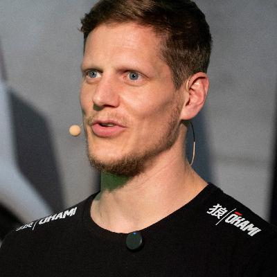 Maarten Hemmen: Widerstand gegen Körperentfremdung Maarten Hemmen: Widerstand gegen Körperentfremdung