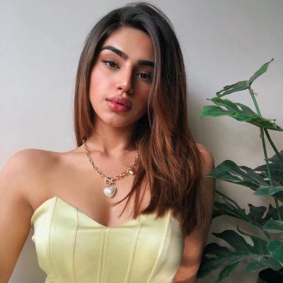 Pakhi Gadh on Spirituality, Relationships, Insecurities, Human Connection, Manifestation || PodX Ep 38 - Ayush Majithia