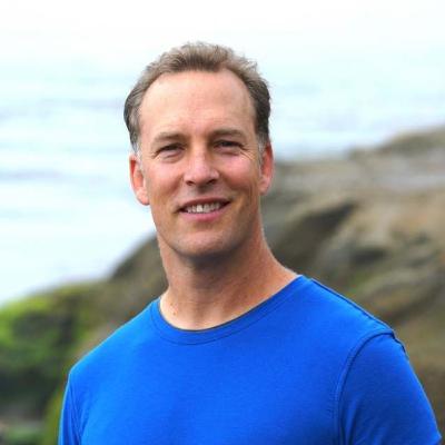 Qigong Master Lee Holden - Tthe Power of Slow