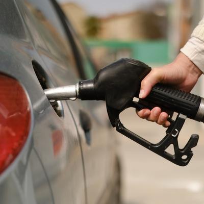 Fuel cost differences North and South of the border Fuel cost differences North and South of the border