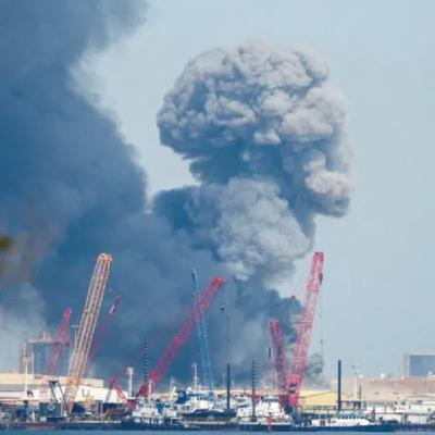 March 1, 2026 - Trump says he's willing to talk to the Iranian regime, as first US deaths occur in conflict March 1, 2026 - Trump says he's willing to talk to the Iranian regime, as first US deaths occur in conflict