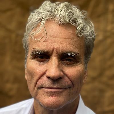 Episode 516: Tom Junod Wrote One of the Best Memoirs You'll Ever Read Episode 516: Tom Junod Wrote One of the Best Memoirs You'll Ever Read