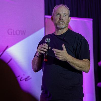 GLOW 2025 | Portrait Mode Talk