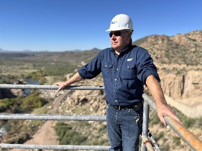 'It's a very unique job:' Scottish dam keeper watches over Arizona reservoir 'It's a very unique job:' Scottish dam keeper watches over Arizona reservoir