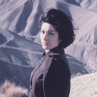 افسون نوزدهم: علی کوچیکه – فروغ فرخزاد افسون نوزدهم: علی کوچیکه – فروغ فرخزاد