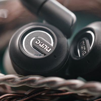 Episode 37: The HEADPHONE Show with Tom from Dunu and Crinacle from In-ear Fidelity Episode 37: The HEADPHONE Show with Tom from Dunu and Crinacle from In-ear Fidelity