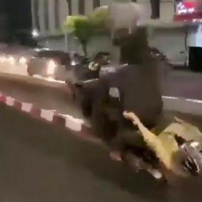 pemuda bermotor ugal ugalan di jalan A.P.Petrani Makassar