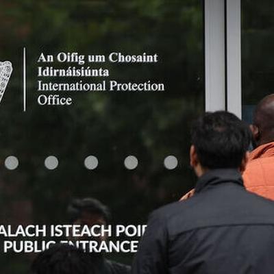 Balancing obligations to refugees with cutting the costs of IPAS accommodation