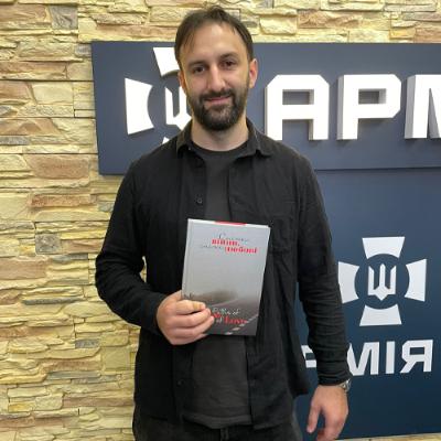 Віталій Бирчак презентував книгу "Стежки війни, стежки любові"