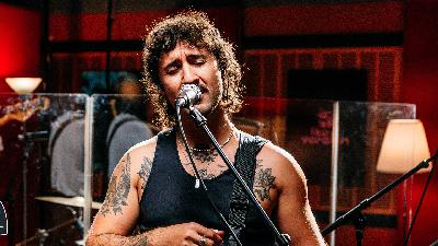 The Dreggs cover A-ha's 'Take On Me' for Like A Version
