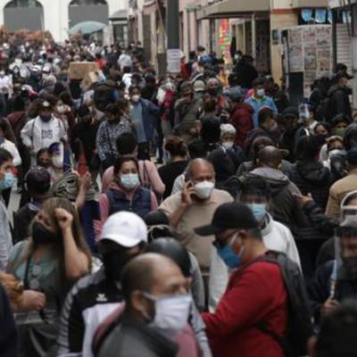 Quinta ola: "Los que recibieron una sola dosis de la vacuna contra Covid-19, considérense no vacunados", advierte epidemiólogo