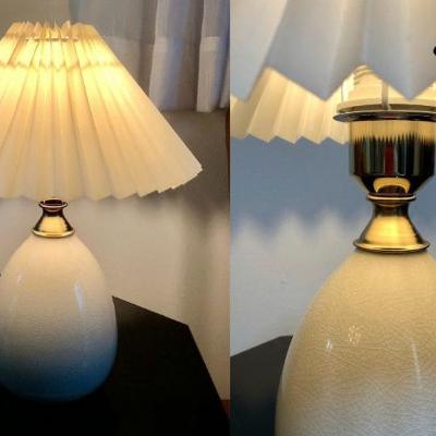 Đèn Bàn Pearl DB73