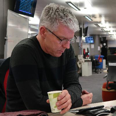 Podcast #13: NOS verslaggever Edwin van den Berg over de stress en de kick van het Journaal Podcast #13: NOS verslaggever Edwin van den Berg over de stress en de kick van het Journaal