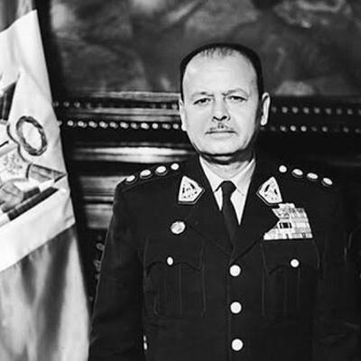 Biografía de Juan Velasco Alvarado