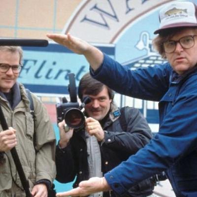 Les Intégrales : Michael Moore, 1ère partie Les Intégrales : Michael Moore, 1ère partie