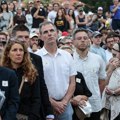 Memorial event held at Bondi Beach one week after mass shooting