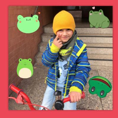 قورباغه چی دوست داره بخوره ؟ 🐸😅 قورباغه چی دوست داره بخوره ؟ 🐸😅