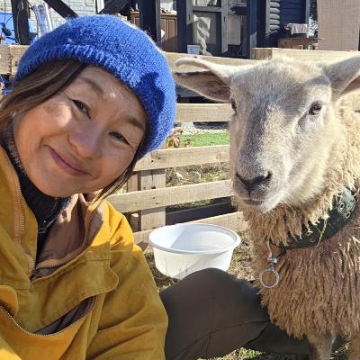 046 動物がいると、子どもは自分を整える〜羊が来て3ヶ月、里山で起きている“命の濃さ”〜【ゲスト:自然育児 森のわらべ多治見園 園長 浅井智子さん/聞き手:三陸駒舎 黍原豊】 046 動物がいると、子どもは自分を整える〜羊が来て3ヶ月、里山で起きている“命の濃さ”〜【ゲスト:自然育児 森のわらべ多治見園 園長 浅井智子さん/聞き手:三陸駒舎 黍原豊】