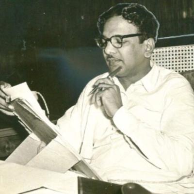 எம்.ஜி.ஆரின் திடீர்த் தமிழர் உணர்வு! | 1987 ல் நடைபெற்ற குடியரசுத் தலைவர் தேர்தலை முன் வைத்து தலைவர் கலைஞர் உடன்பிறப்புகளுக்கு எழுதிய கடிதம் || குரல்: உதயமாறன் எம்.ஜி.ஆரின் திடீர்த் தமிழர் உணர்வு! | 1987 ல் நடைபெற்ற குடியரசுத் தலைவர் தேர்தலை முன் வைத்து தலைவர் கலைஞர் உடன்பிறப்புகளுக்கு எழுதிய கடிதம் || குரல்: உதயமாறன்