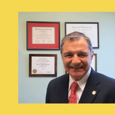 CHARLANDO CON EXPERTOS AVÍCOLAS - La referencia en Patología aviar, Dr. Pedro Villegas, MVZ, MSx., Ph.D., Certif. ACVM, ACPV