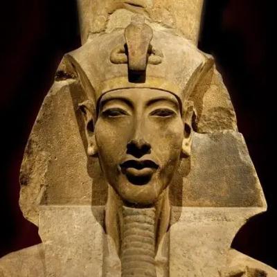Akhenatón. Segunda Parte Akhenatón. Segunda Parte