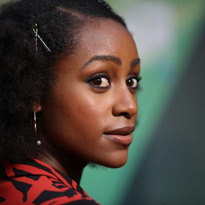 Behind Her Eyes Behind Her Eyes