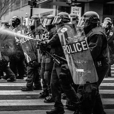 Las Protestas y manifestaciones de inconformidad Las Protestas y manifestaciones de inconformidad