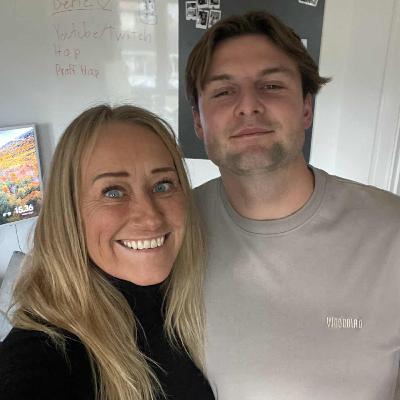 "Lyset i mørket" - Lotte Busk #17 "Lyset i mørket" - Lotte Busk #17