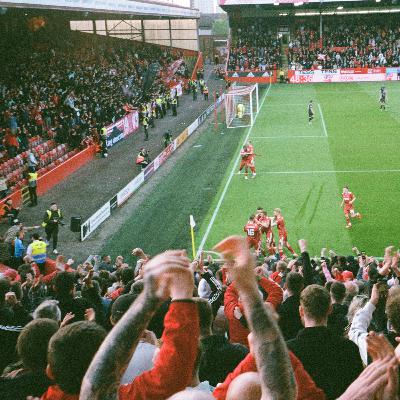 Situationist Podcasting with Timothea Armour