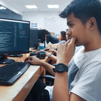 Dedicated Developers VS Freelance Developers
