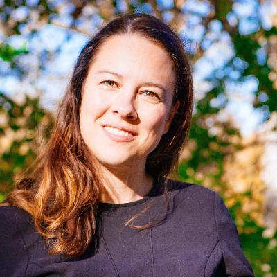 59: Vigtigheden af at besøge sig selv. Om mindfulness, nærvær og retreats - Med Christa Jørgensen