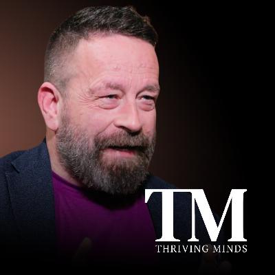 The Persuasion Expert: How to Persuade Anyone, Negotiate & Build Confidence - Lee Warren