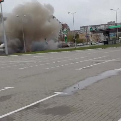 Moment Russian drone strikes near apartments in Ukraine