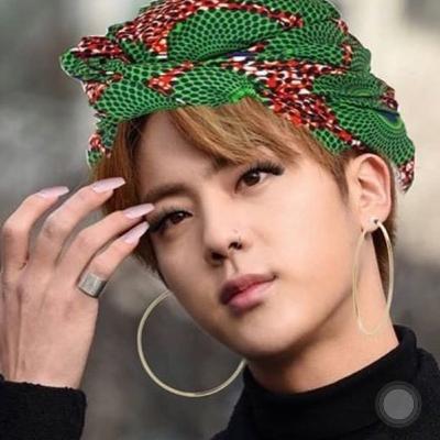 Lets talk Taehyung, shipping, Krnb, kids and offical Instagram account. Lets talk Taehyung, shipping, Krnb, kids and offical Instagram account.