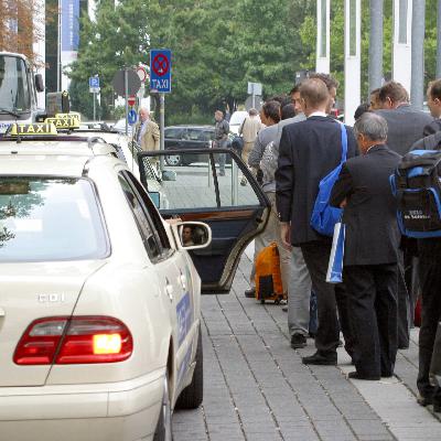 Proteste im Taxigewerbe – was kann die Branche von Uber & Co. lernen?