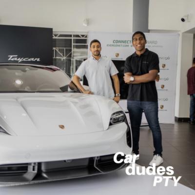 Ryan Reynolds compra Alpine, Overseas delivery de Volvo y el cargador mas rápido