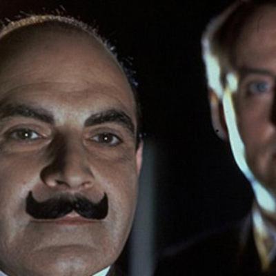 HERCULES POIROT. El espejo del muerto - El robo de las joyas en el Grand Metr AUDIOSERIE