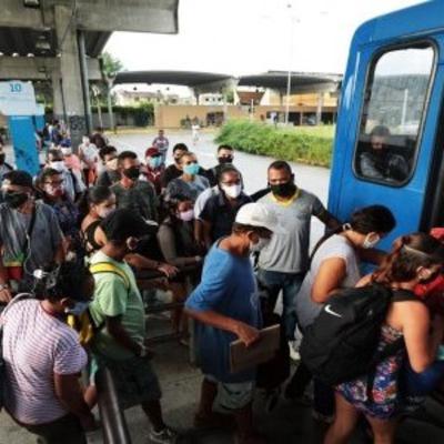 Terminal de ônibus e bom o ruim?