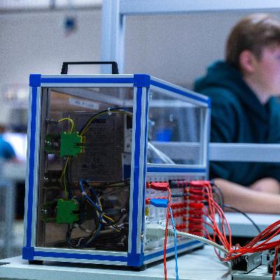 Büffeln auf Englisch für Chipindustrie Büffeln auf Englisch für Chipindustrie