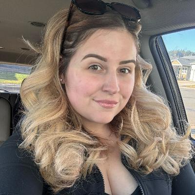 Liz Chalmers: Mother, Business Owner, and Fitness Baddy